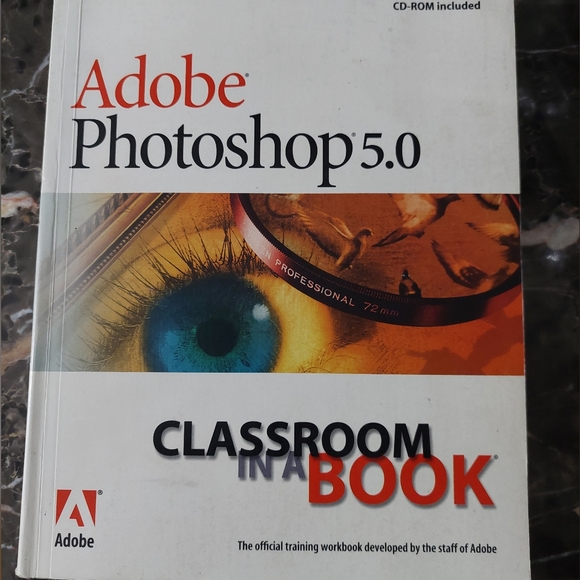 Adobe Photoshop 5.0 Classroom in a Book - Picture 1 of 6